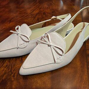 *ANN TAYLOR* Pale Pink Bow Flats/Size 8.5